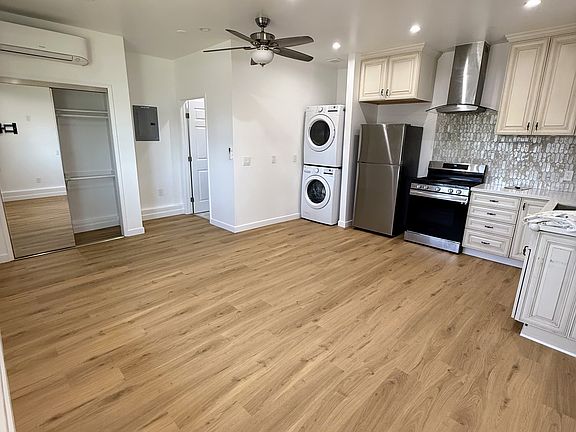 5th image of 16641 Jersey St