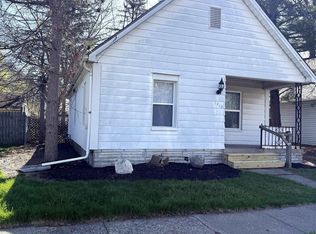 2418 S Niagara St, Saginaw, MI 48602