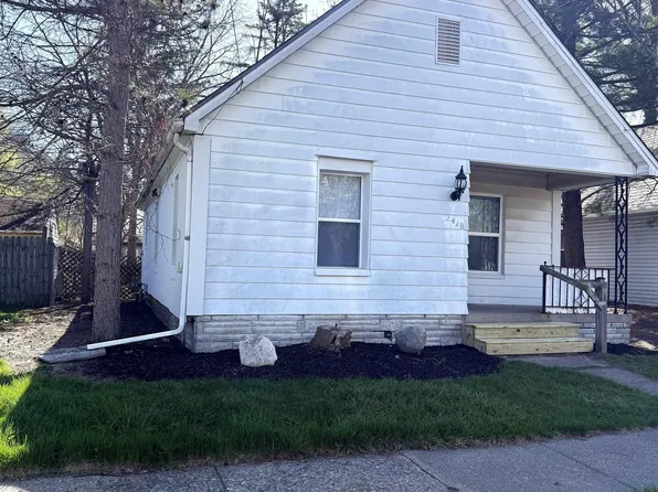 2418 S Niagara St, Saginaw, MI 48602