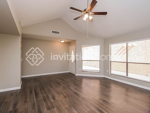 2nd image of 1513 E Campbell Ave