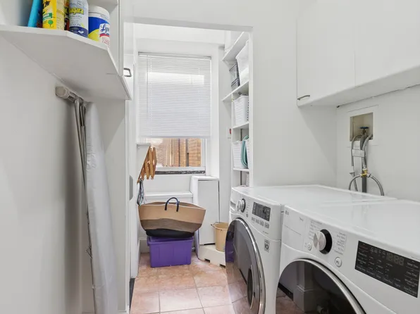 1215 5th Avenue image 14 of 15