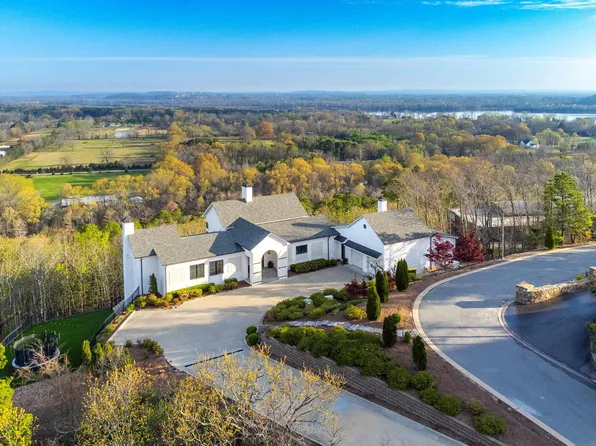 13900 Beau Vue Dr, Little Rock, AR 72223