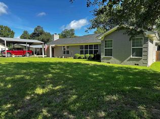 106 Leland Dr, Athens, TX