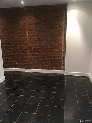 Rented by Oxford Property Group | media 18