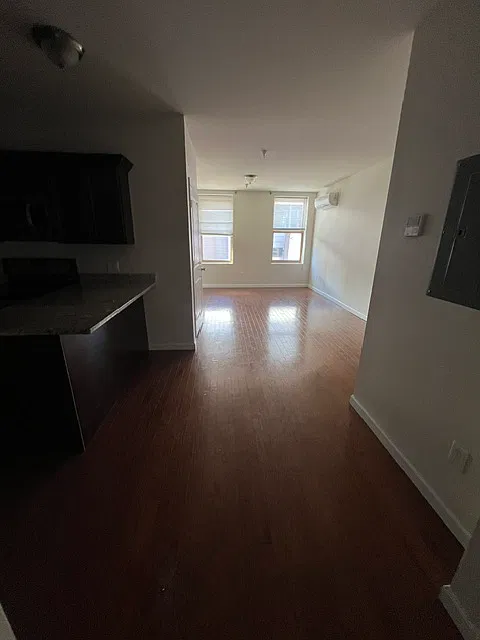 40 - 48 South Pearl Street - 301 — Photo 2