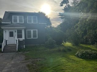 123 Oak Hill Rd, Auburn, ME 04210