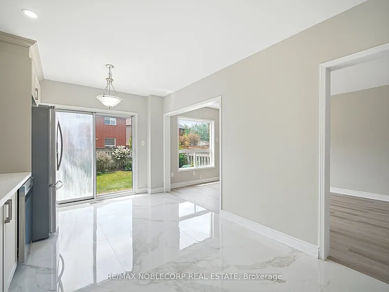 22 Gold Hill Rd #UPPER — Photo 14