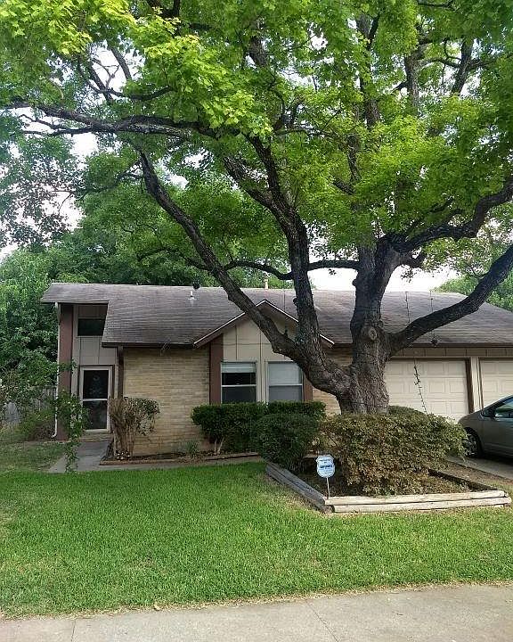 1st image of 6208 Woodhue Dr