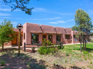 200 Sangre De Cristo Cir, Cedar Crest, NM 87008
