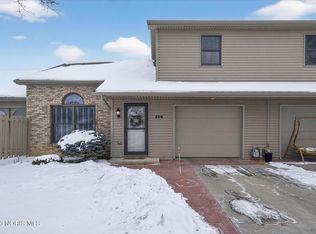 328 W Lutz Rd, Archbold, OH 43502