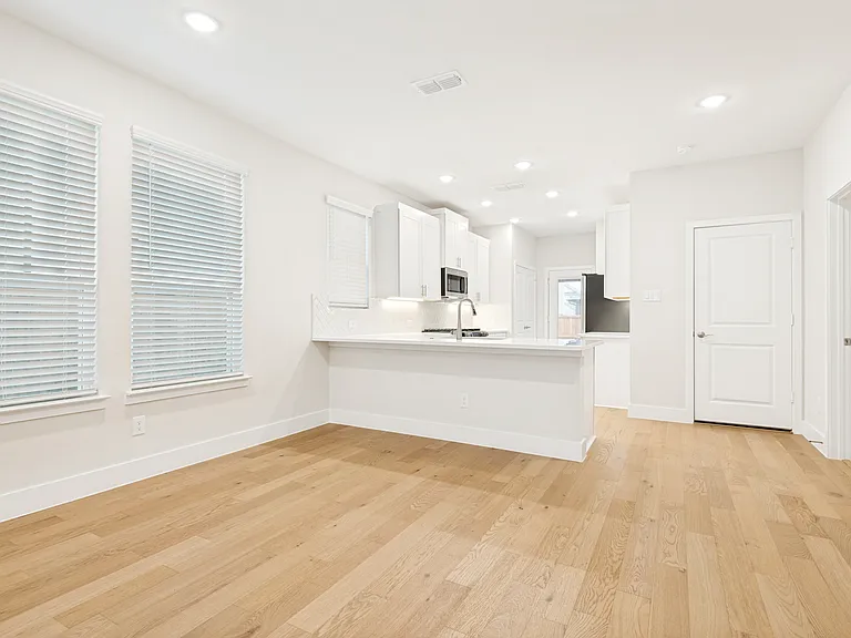 11587 Pinto St — Photo 10