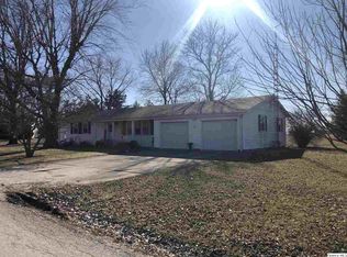 5 Lynn Rose Hts, Mt Sterling, IL 62353