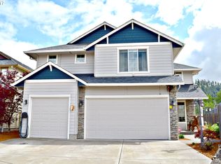 2391 Mountain River Dr, Lebanon, OR 97355