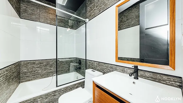 Rented by Nooklyn NYC LLC | media 25