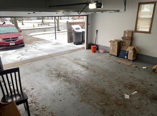 4500 Crestmoor Dr, Des Moines, IA 50310