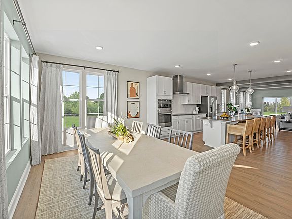 5th image of 134 N White St #200