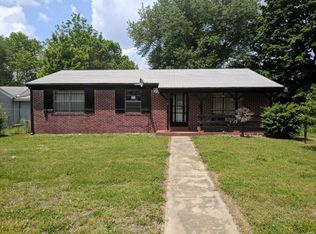 715 N 68th St, East Saint Louis, IL 62203