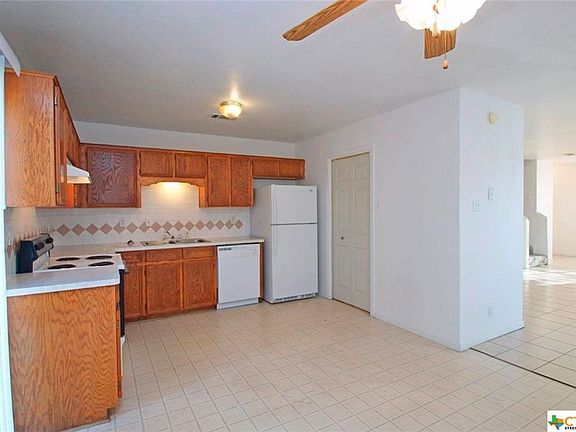 5th image of 104 Avenue C #Ad