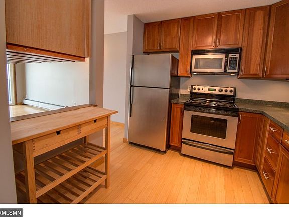 3rd image of 1 W Lake St APT 409
