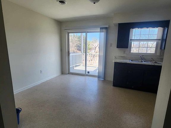5th image of 401 NW Front St #303