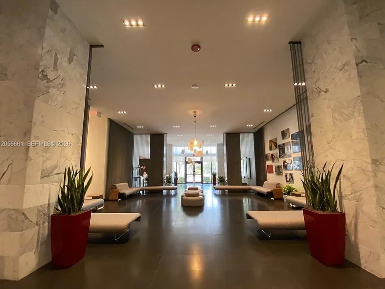 1600 NE 1st Ave #1502 — Photo 9