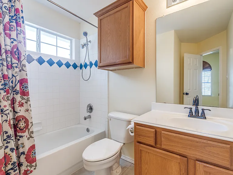 5857 Chatham Ln — Photo 14