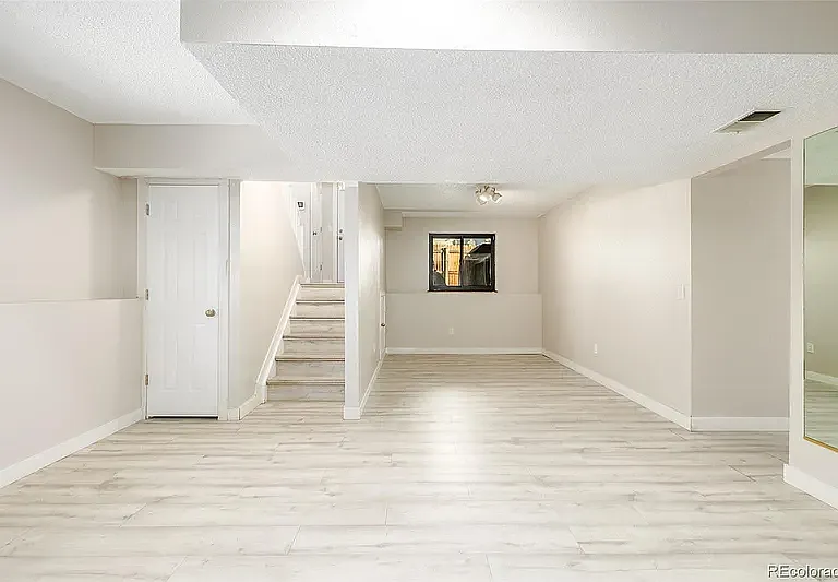 18296 E Layton Pl — Photo 9