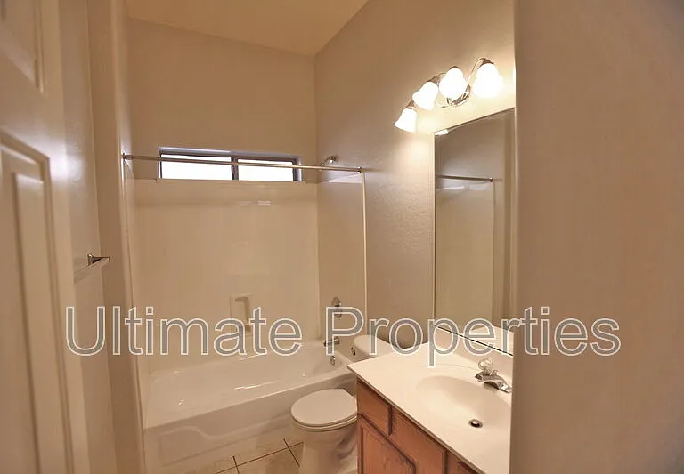 6331 W Pontiac Dr — Photo 10