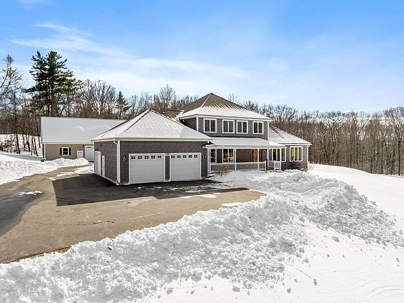 5th image of 146 Elmwood Rd