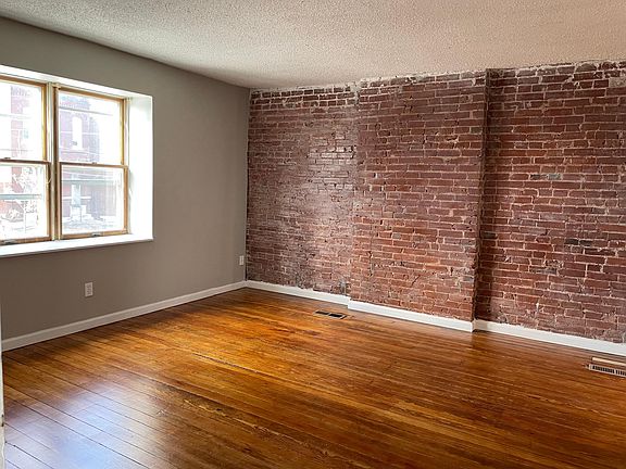 2nd image of 3840 Marine Ave