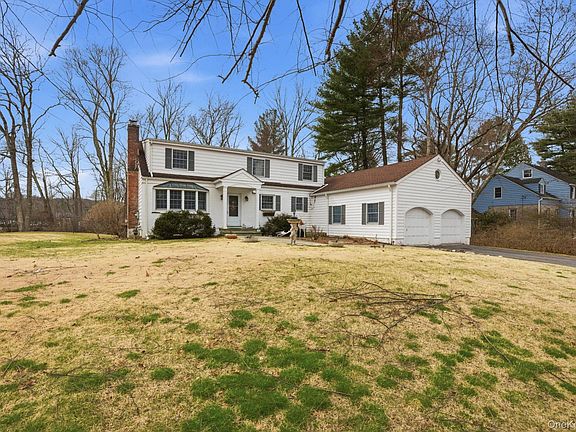 3rd image of 80 Roaring Brook Road