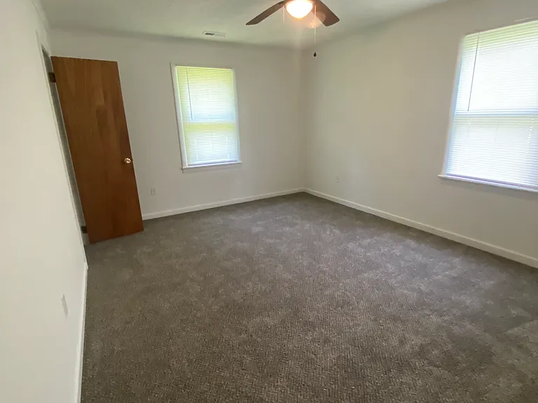 2209 Main Street Ext — Photo 3