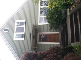 6822 18th Ave NE, Seattle, WA 98115