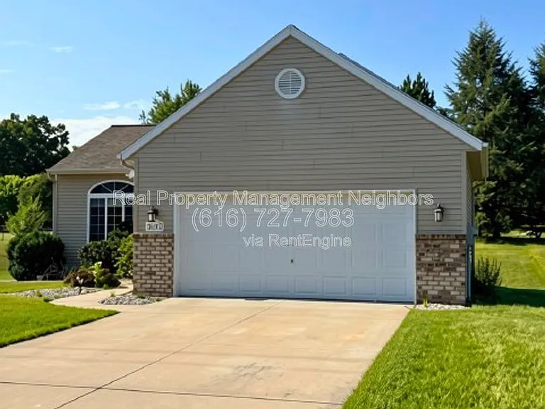 1636 Northbend Dr NE — Photo 15
