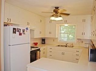 529 E Briarway Dr, Granite Shls, TX 78654