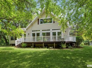 708 Skiview Dr, Sherrard, IL 61281