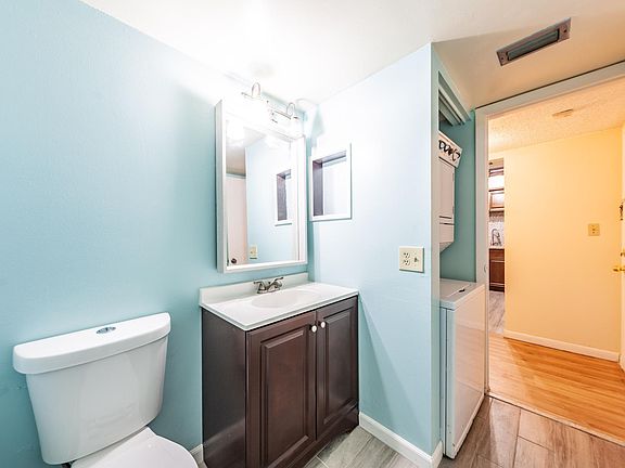 5th image of 5570 NW 44th St APT 108A