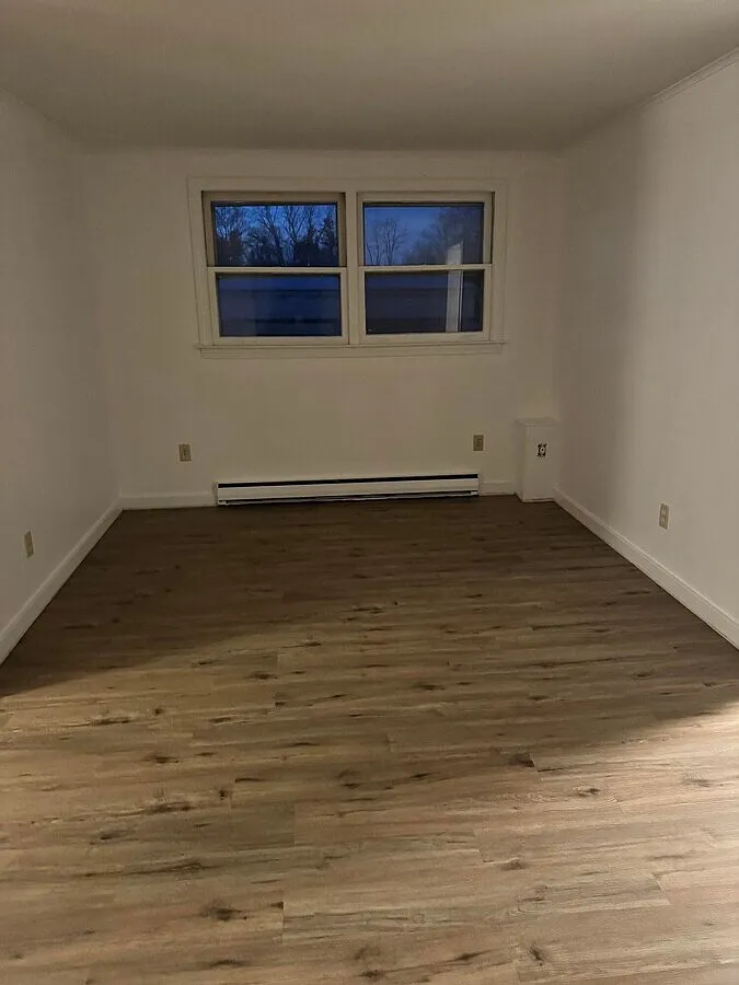 1 bed, 850 sqft, $1,200 — Photo 3
