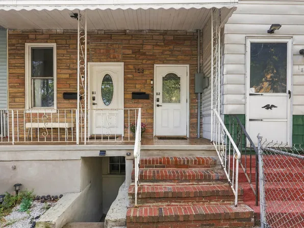 153 Danforth Avenue image 1 of 14
