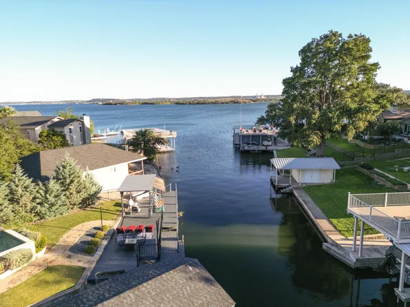 414 HILLVIEW Drive, Granite Shoals, TX 78654-0000