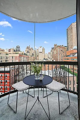Sold by Douglas Elliman | media 7