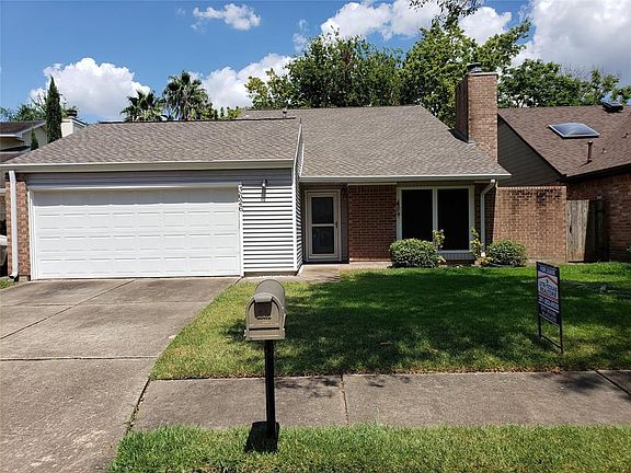 2nd image of 3626 Duncaster Dr