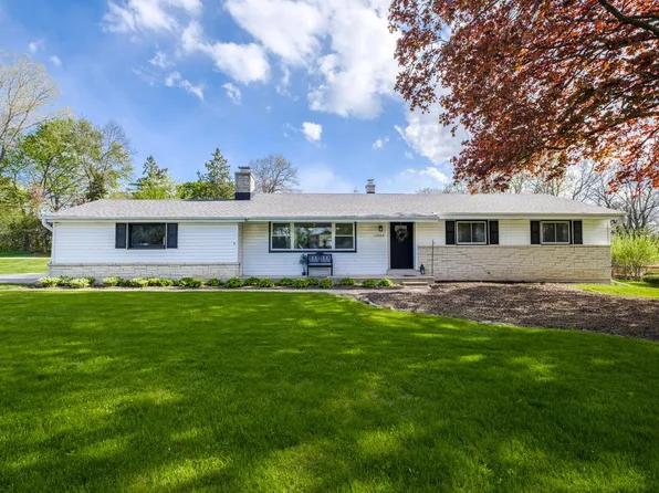 17535 Azure LANE, Brookfield, WI 53045