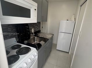 2400 Casablanca Dr #A, Hollywood, FL 33023