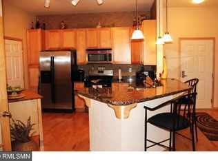 12501 Nicollet Ave UNIT 121, Burnsville, MN 55337