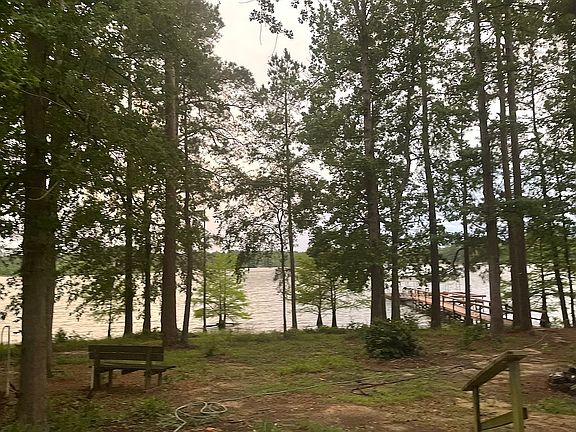 5th image of 360 Shoreline Dr