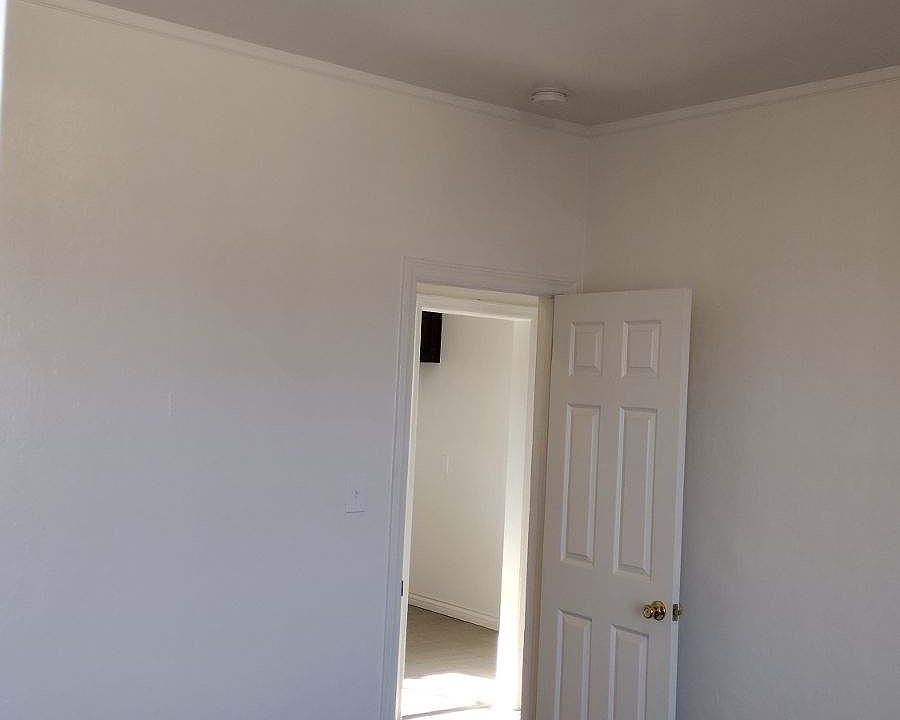 1st image of 831 N Banning Blvd APT B