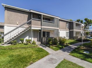 2863 S Fairview St UNIT E, Santa Ana, CA 92704