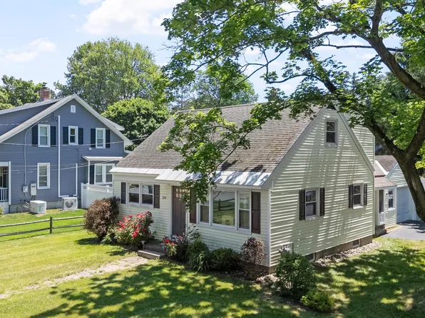 254 Kenwood Avenue, Delmar, NY 12054
