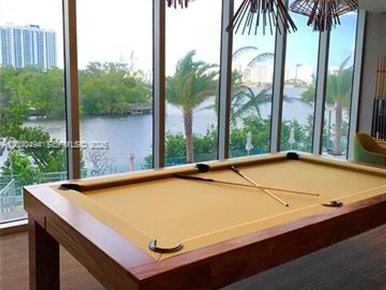 16385 Biscayne Blvd #621 — Photo 45